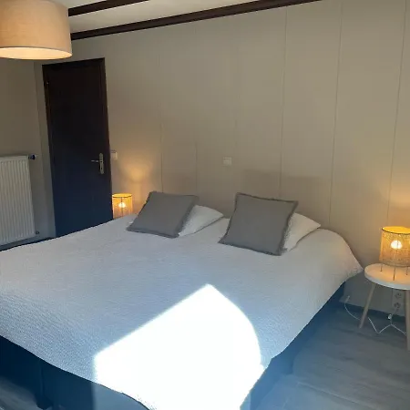 Du Carrefour Chez Odille Aparthotel Vielsalm