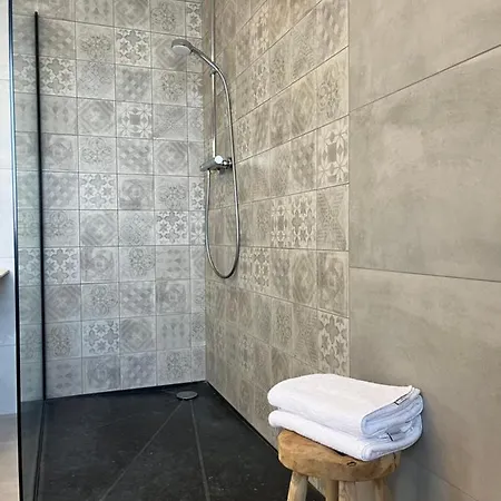 Du Carrefour Chez Odille Apartmanhotel Vielsalm